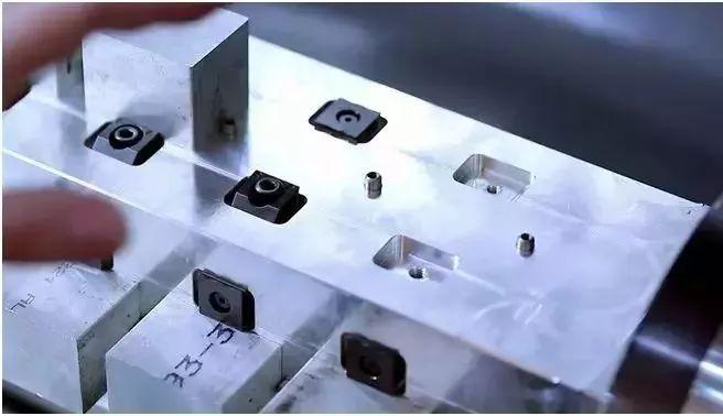 【新手必看】3軸、3+2軸、5軸加工的區(qū)別是什么？(圖12)